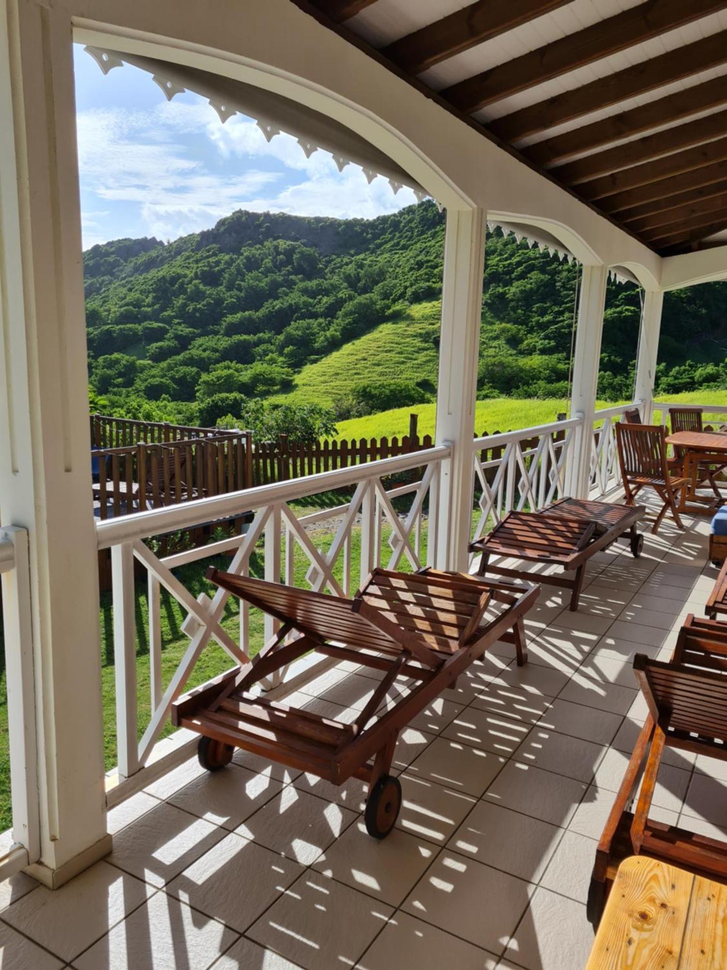 Villa Chez Gisele Et Philippe Terre-De-Haut Zimmer foto